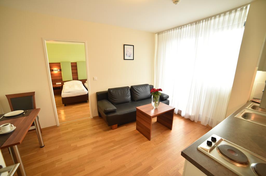 Sky Apartments Viena Exterior foto